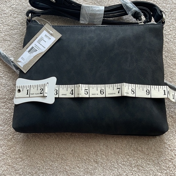 Kenneth Cole Columbus Mid Crossbody Black Handbag NWT Purse - Picture 6 of 7